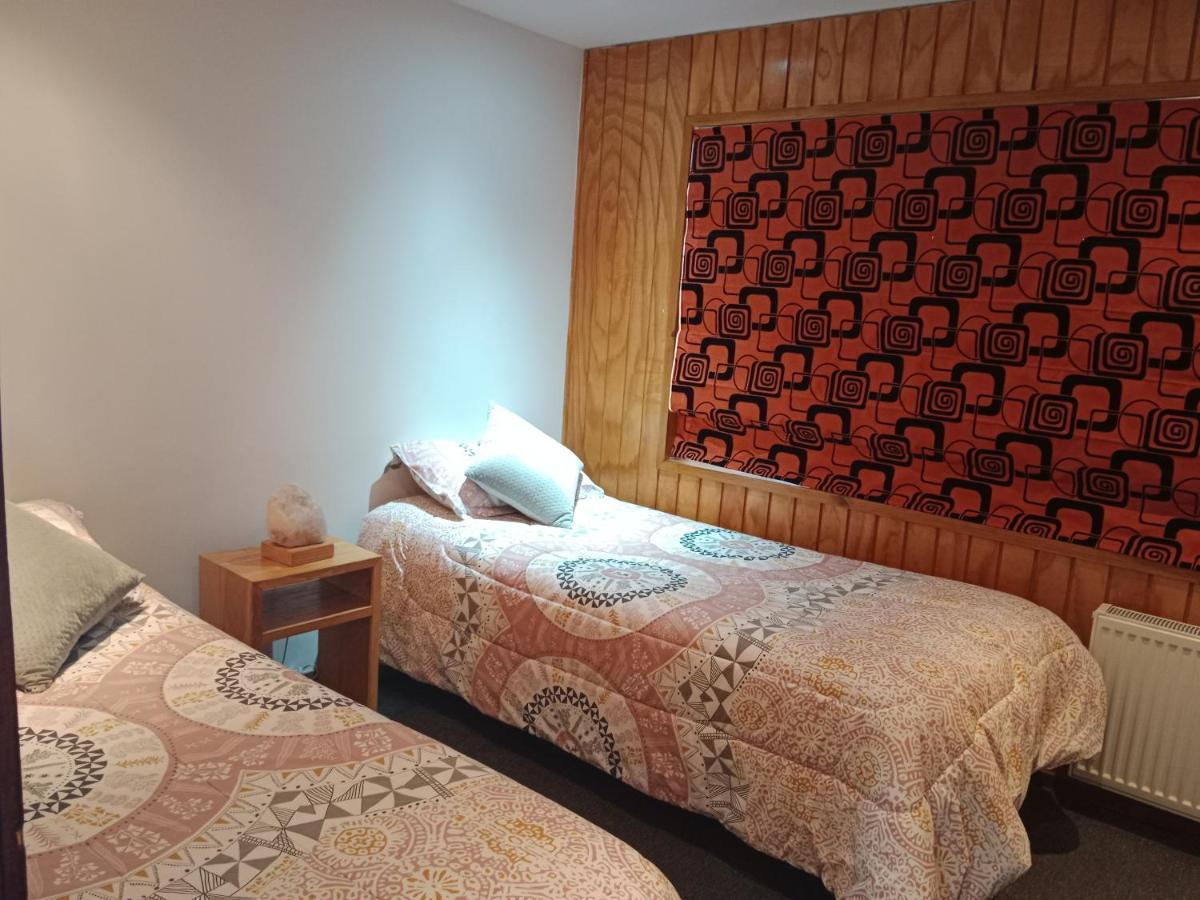 Almer Hostal Punta Arenas Exterior foto