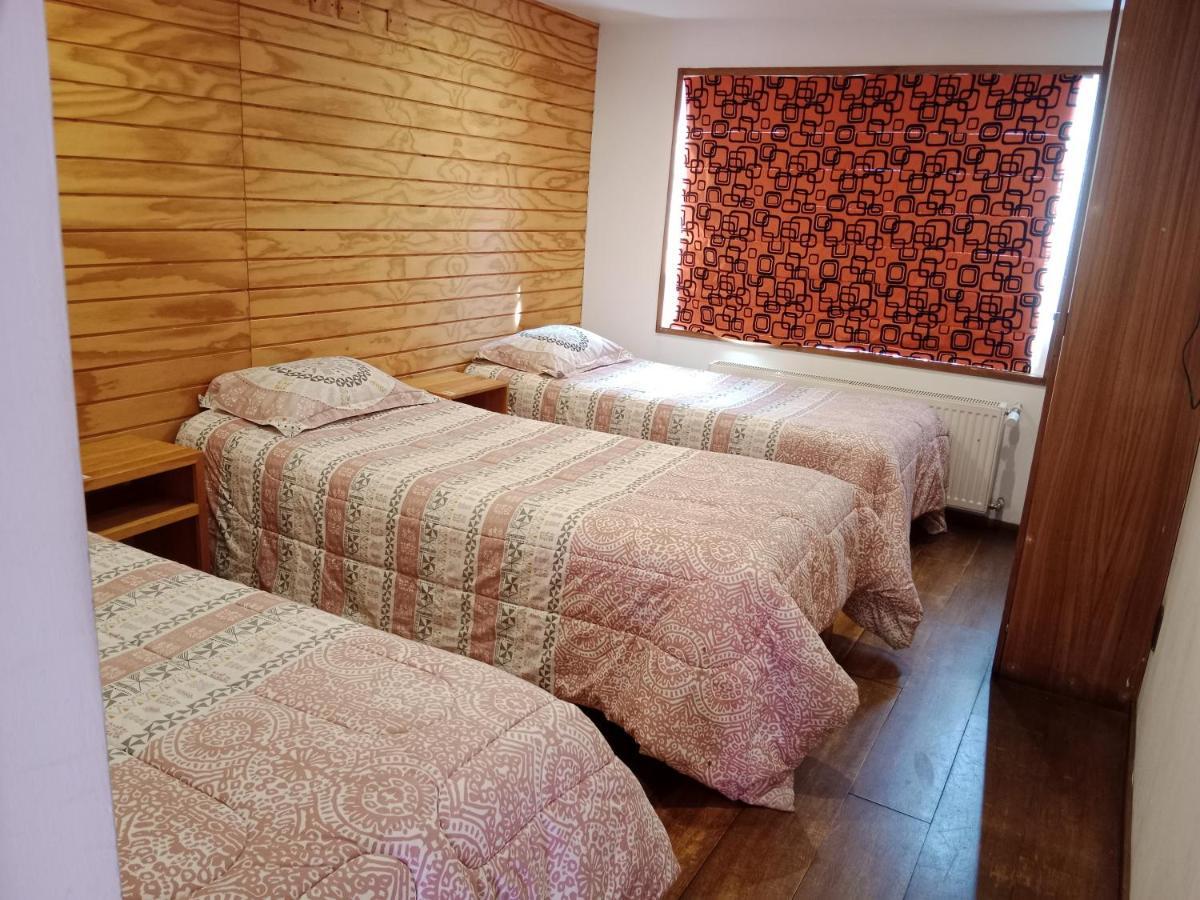 Almer Hostal Punta Arenas Exterior foto